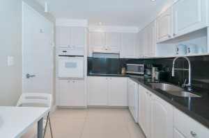 1425700056-1.jpg