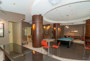 1445890359-3.jpg