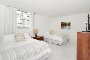 1471011120-0.jpg